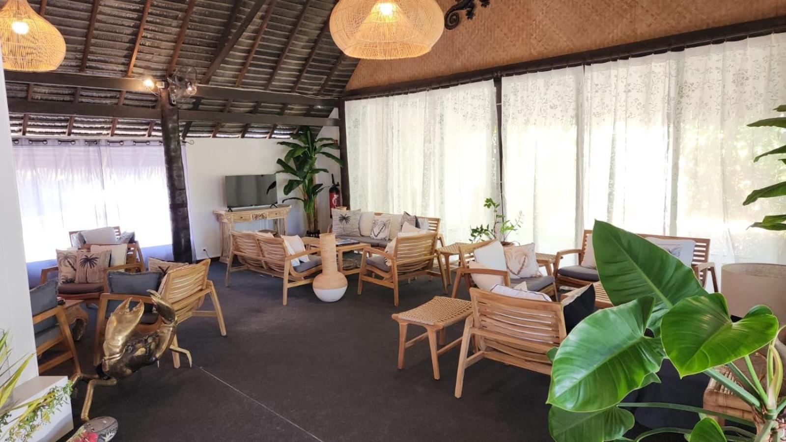 Hotel Hibiscus Papetoai Exterior foto